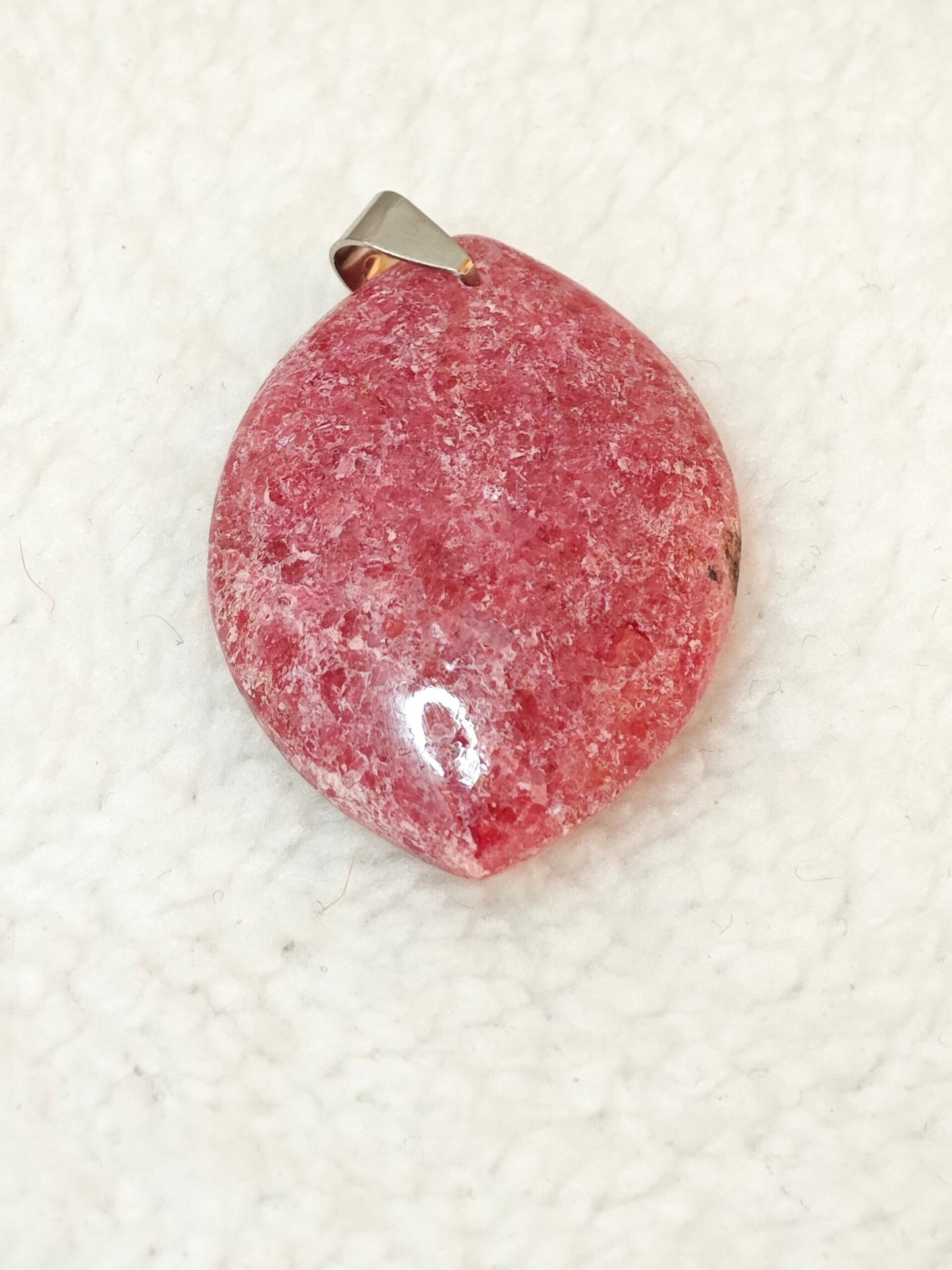 Pendentif Rhodonite - A+ - Libre